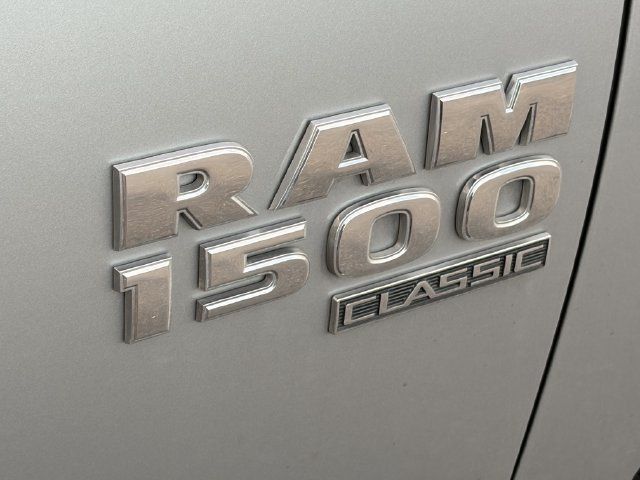 Used 2020 RAM 1500 Classic SLT RWD image 4