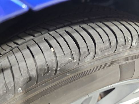 Certified 2024 Hyundai Elantra SEL image 29