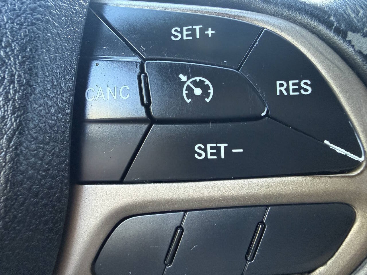 Used 2014 Jeep Grand Cherokee Laredo w/ Quick Order Package 23E AWD/4WD image 26