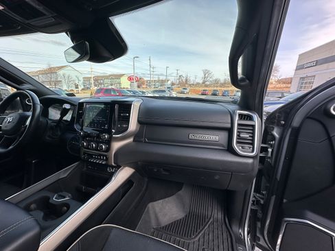 Used 2019 RAM 3500 Laramie image 25