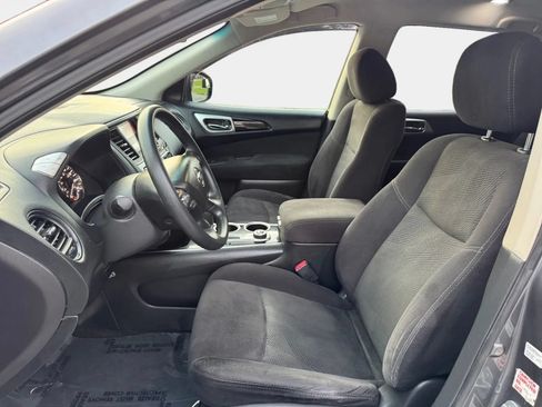 Used 2016 Nissan Pathfinder S AWD/4WD image 9