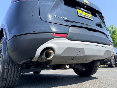 Used 2021 Chevrolet Blazer LT FWD image 25