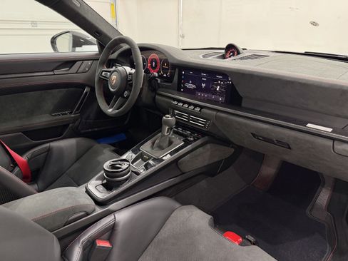 New 2026 Porsche 911 GT3 image 27