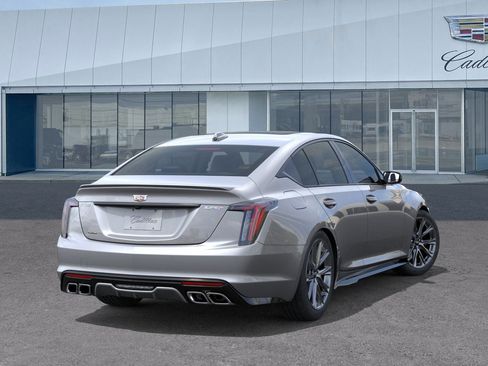 New 2026 Cadillac CT5 V image 4