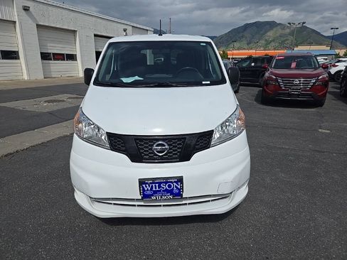 Used 2021 Nissan NV200 S w/ Back Door Glass Package image 2