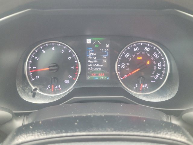 Used 2021 Toyota RAV4 LE FWD image 23