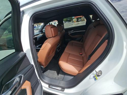 Used 2021 Audi e-tron Premium w/ Convenience Plus Package AWD/4WD image 9