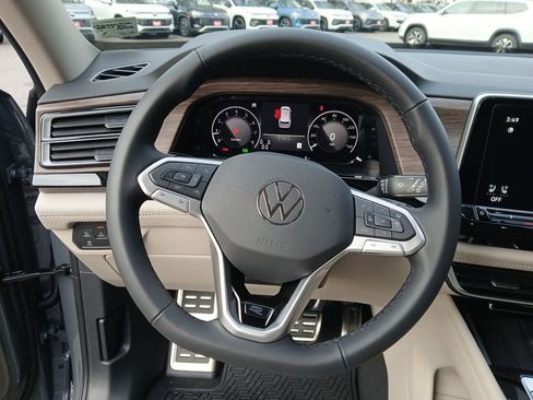 New 2026 Volkswagen Atlas SEL Premium R-Line image 14