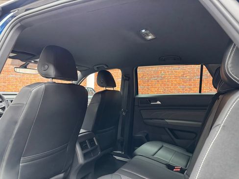 Used 2021 Volkswagen Atlas Cross Sport SE AWD/4WD image 23
