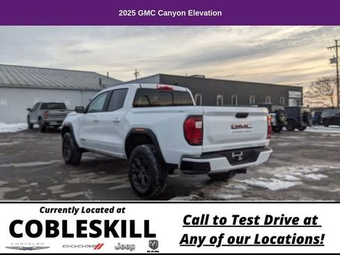 Used 2025 GMC Canyon Elevation w/ Convenience Package image 9