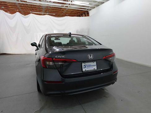 Used 2024 Honda Civic Sport image 7