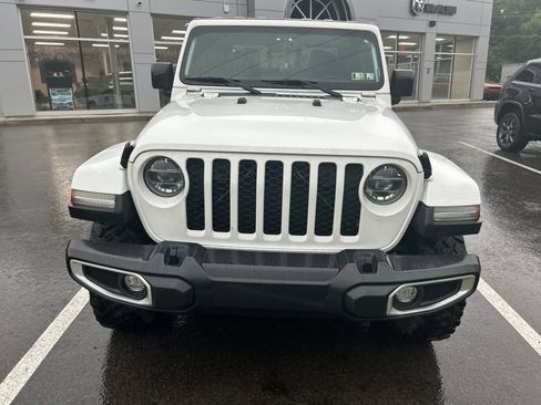 Used 2022 Jeep Gladiator Sport AWD/4WD image 2
