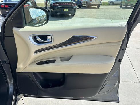 Used 2015 INFINITI QX60 AWD w/ Premium Plus Package image 29