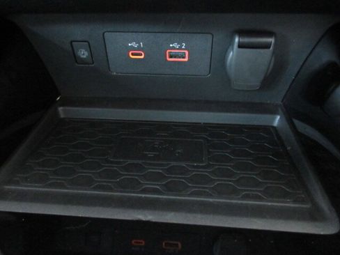 Used 2024 Nissan Altima 2.5 SV w/ SV Premium Package image 19