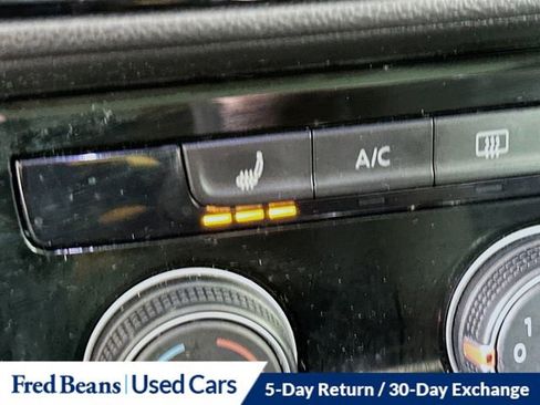 Used 2023 Volkswagen Taos SE w/ Panoramic Sunroof Package AWD/4WD image 20