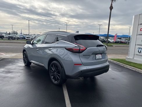 Used 2023 Nissan Murano SV w/ SV Midnight Edition Package image 8