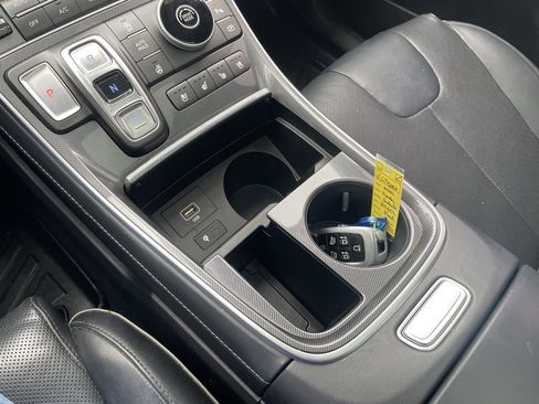 Used 2021 Hyundai Santa Fe Limited image 19