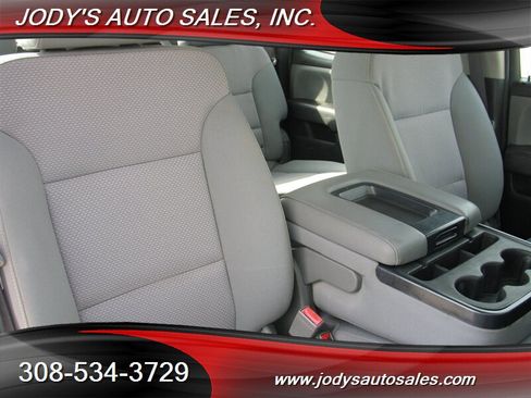 Used 2017 Chevrolet Silverado 2500 W/T image 23