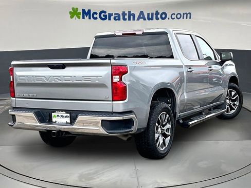Used 2023 Chevrolet Silverado 1500 LT AWD/4WD image 7