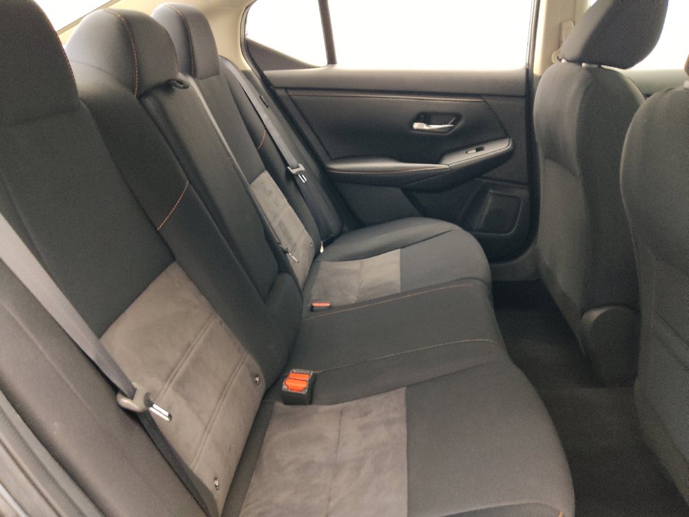 Used 2021 Nissan Sentra SR FWD image 19
