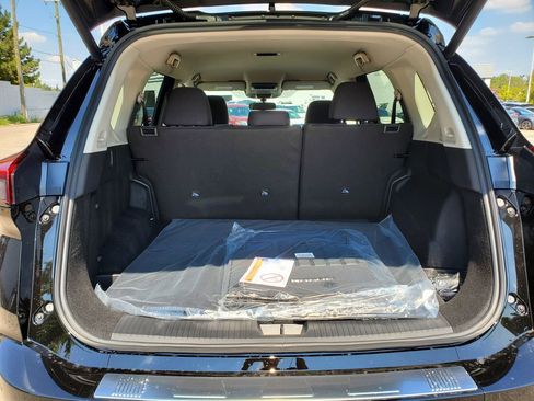 New 2026 Nissan Rogue SV image 8