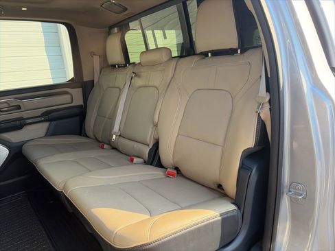 Used 2020 RAM 1500 Limited image 11