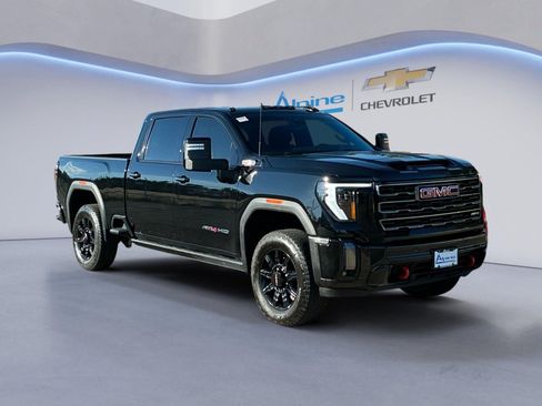 Used 2024 GMC Sierra 2500 AT4 w/ AT4 Premium Plus Package AWD/4WD image 7