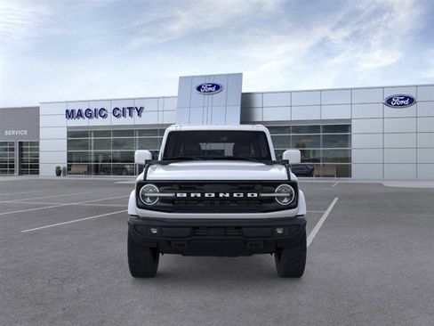 New 2026 Ford Bronco Outer Banks AWD/4WD image 6