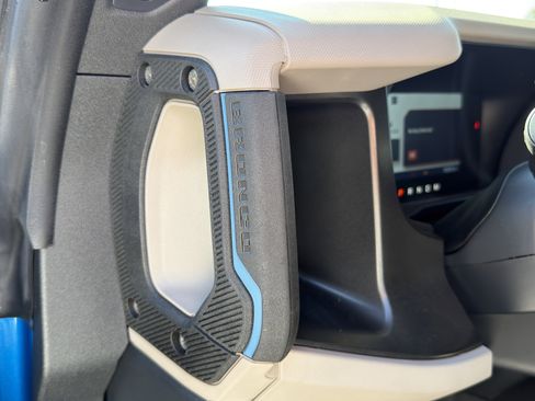 Used 2022 Ford Bronco Wildtrak image 76