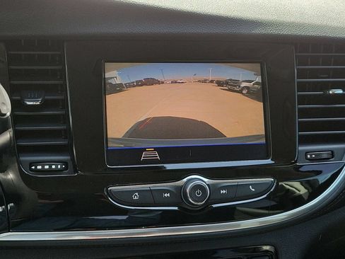 Used 2022 Buick Encore Preferred w/ Safety Package FWD image 14