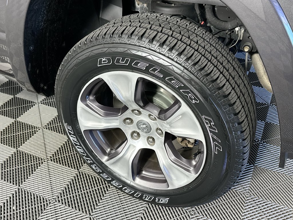 Used 2021 RAM 1500 Laramie AWD/4WD image 40