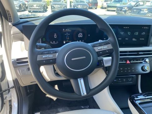 New 2026 Hyundai Tucson Blue SE image 12