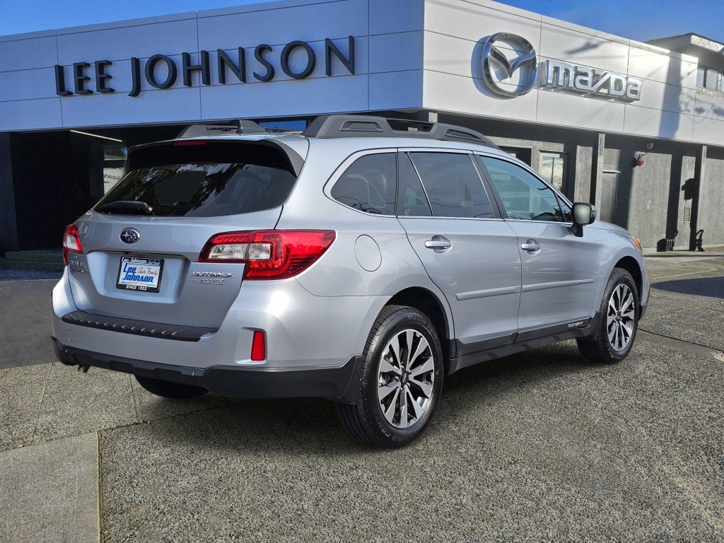 Used 2016 Subaru Outback 2.5i Limited AWD/4WD image 5