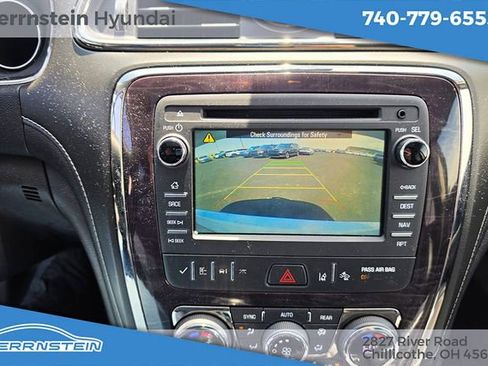 Used 2017 Buick Enclave Premium AWD/4WD image 21