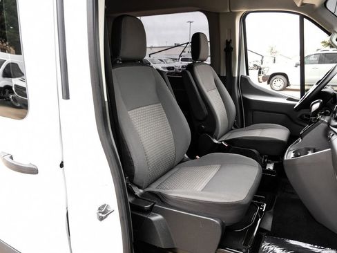 Used 2021 Ford Transit 350 XLT image 33