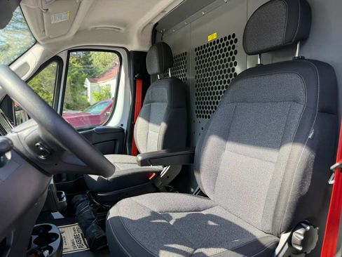 Used 2025 RAM ProMaster 3500 FWD image 20