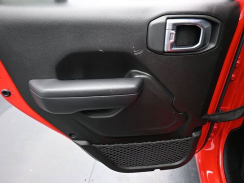 Certified 2024 Jeep Wrangler Sport S image 12