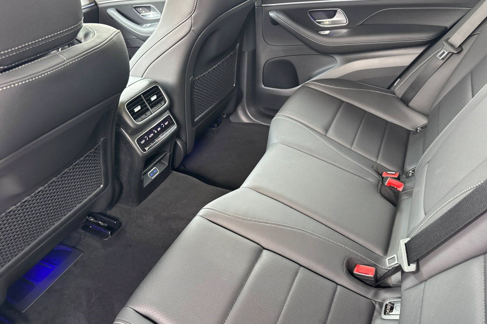 New 2026 Mercedes-Benz GLE 450e 4MATIC image 25