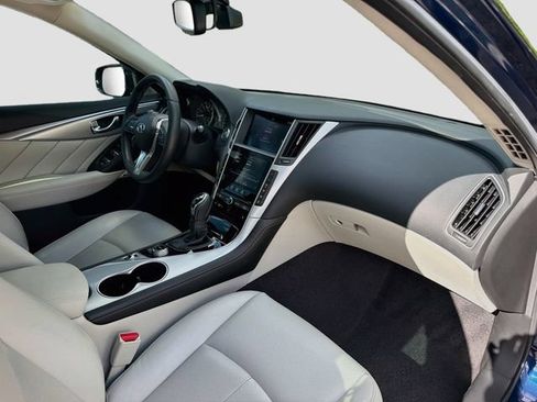 Used 2022 INFINITI Q50 Luxe w/ Cargo Package RWD image 13