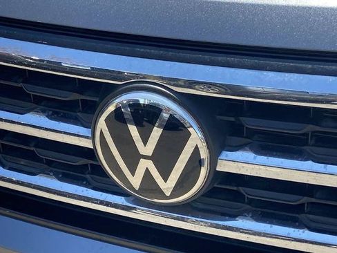 Used 2022 Volkswagen Atlas Cross Sport SE AWD/4WD image 27