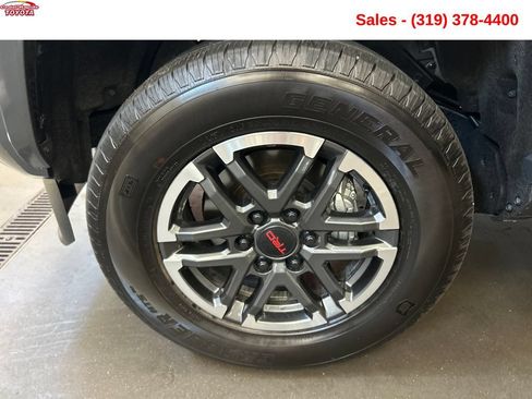 Used 2026 Toyota Tacoma TRD Sport AWD/4WD image 23