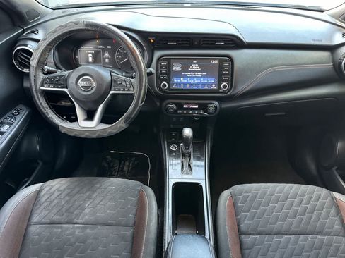 Used 2021 Nissan Kicks SR w/ Interior Electronics Package FWD image 4