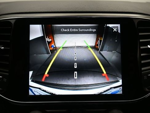 Used 2020 Jeep Grand Cherokee Altitude image 19