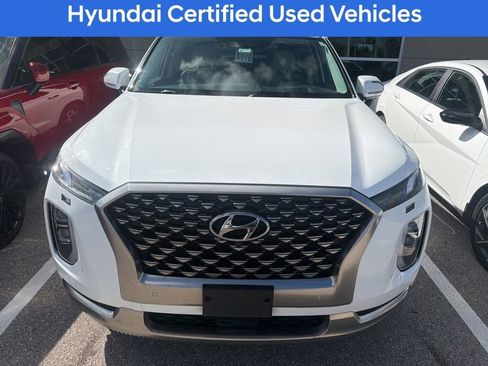 Used 2022 Hyundai Palisade Calligraphy image 3