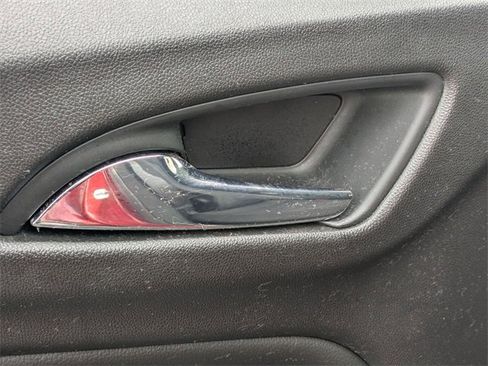 Used 2021 Chevrolet Equinox LT image 26