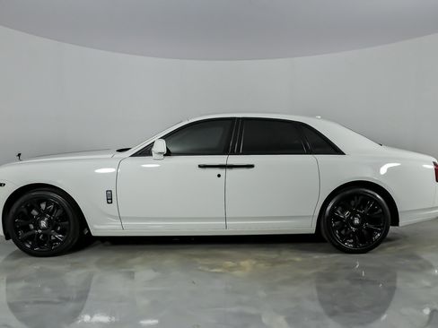 Used 2016 Rolls-Royce Ghost RWD image 8