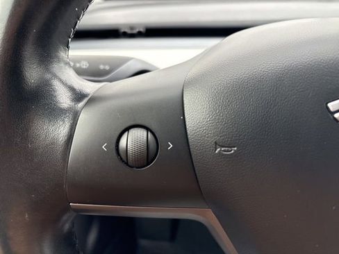 Used 2019 Tesla Model 3 Long Range image 21