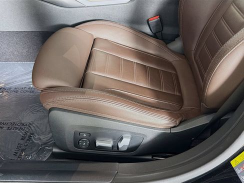 Certified 2023 BMW i4 eDrive40 RWD image 19