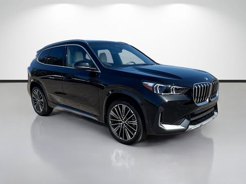 New 2026 BMW X1 xDrive28i w/ Technology Package image 1