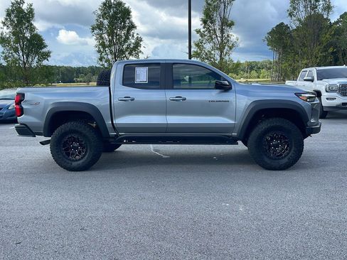 Used 2024 Chevrolet Colorado ZR2 w/ ZR2 Bison Edition AWD/4WD image 8